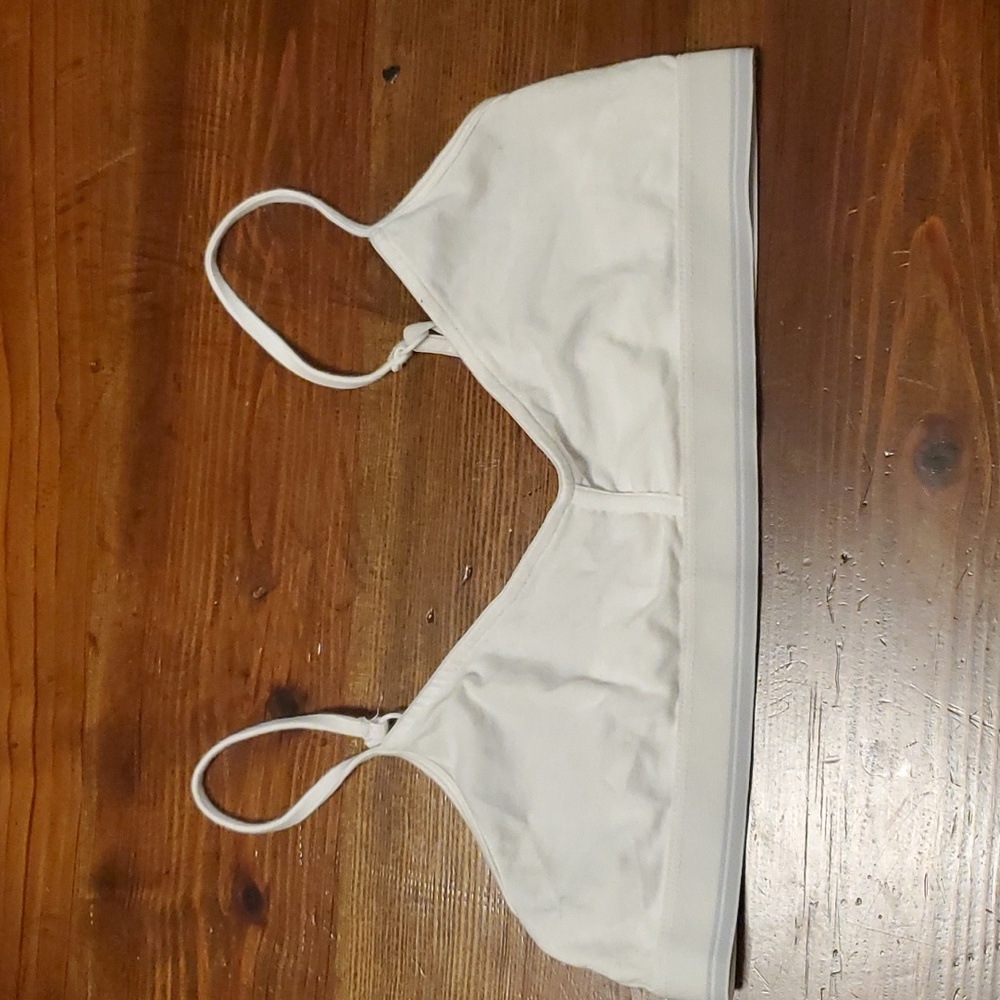 5/$20 Girls XL white training bra by Maidenform